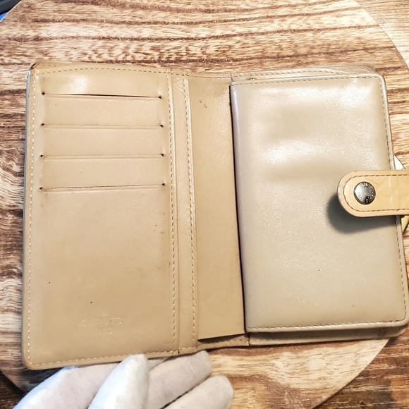 Louis Vuitton Vernis Kiss lock wallet - Picture 5 of 9